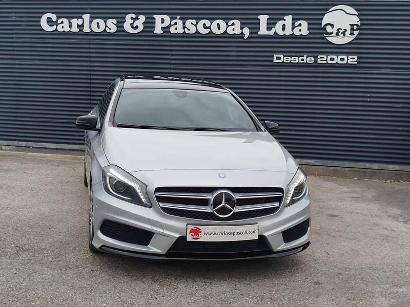 Cinza Usado 2014 Mercedes A200 AMG line | € 18.850 - Imagem 1/4