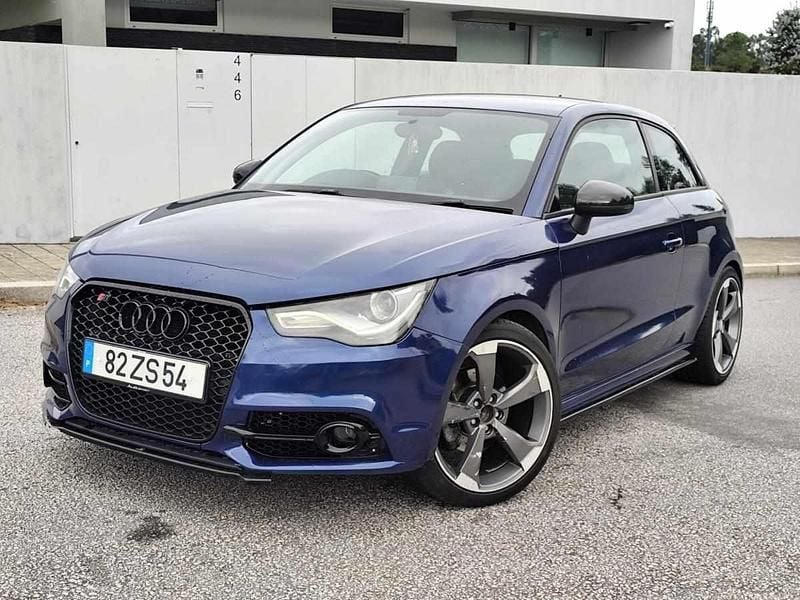 Azul Usado 2011 Audi A1 Citadino | € 5.999 (Super Preço) - Imagem 1/4