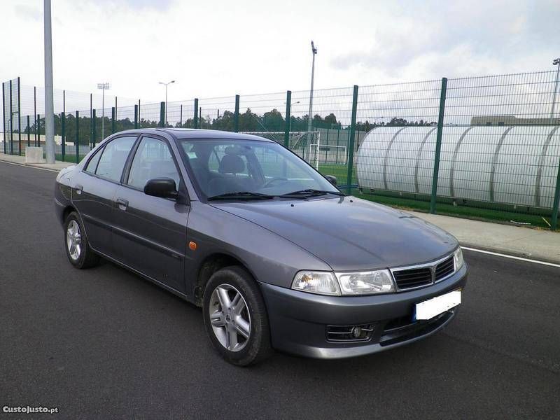Mitsubishi lancer glx