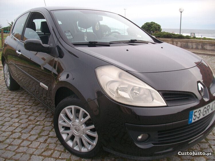 Preto Usado 2008 Renault Clio II Rip Curl | € 4.499 (Preço justo) - Imagem 1/1
