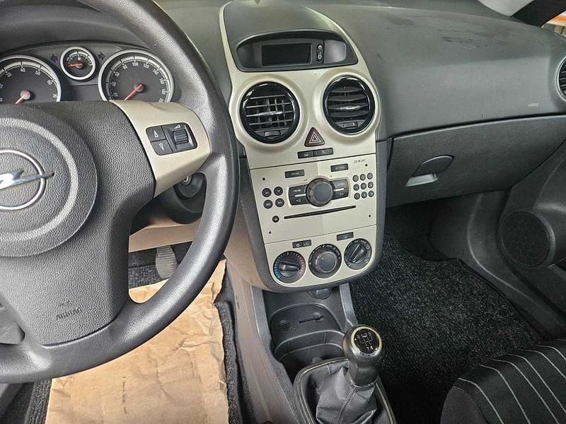 Usado Opel Corsa Cosmo 2007 Sedan