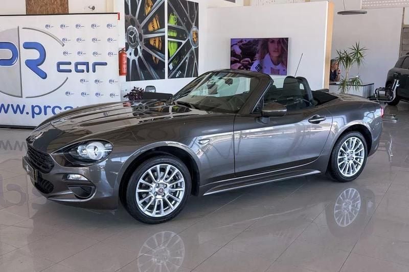 Cinza Usado 2019 Fiat 124 Cabrios | € 23.900 - Imagem 1/4