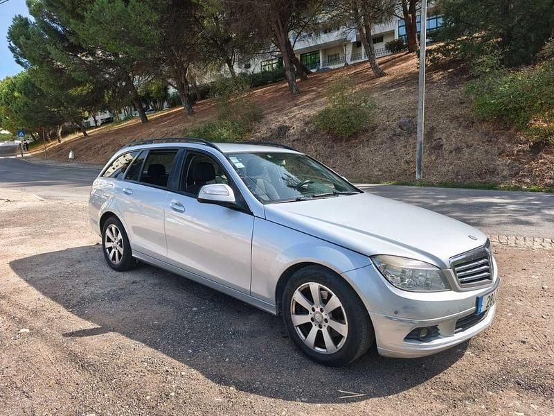 Usado 2008 Mercedes C220 Sedan | € 7.500 (Super Preço) - Imagem 1/4