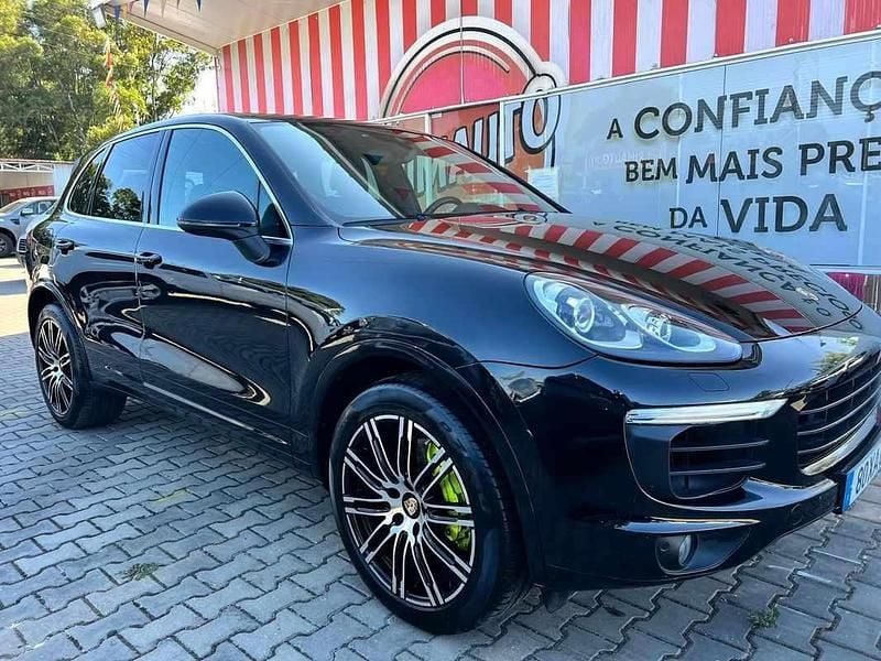 Preto Usado 2015 Porsche Cayenne SUV | € 41.999 (Bom preço) - Imagem 1/4