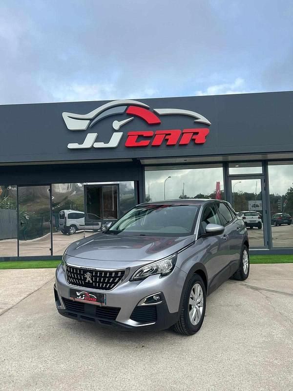 Cinza Usado 2019 Peugeot 3008 Style SUV | € 18.850 (Preço justo) - Imagem 1/4