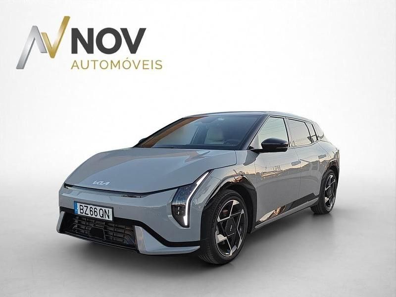 Usado Kia EV6 GT-Line 150 kW (204 HP) 2025 Vermelho SUV