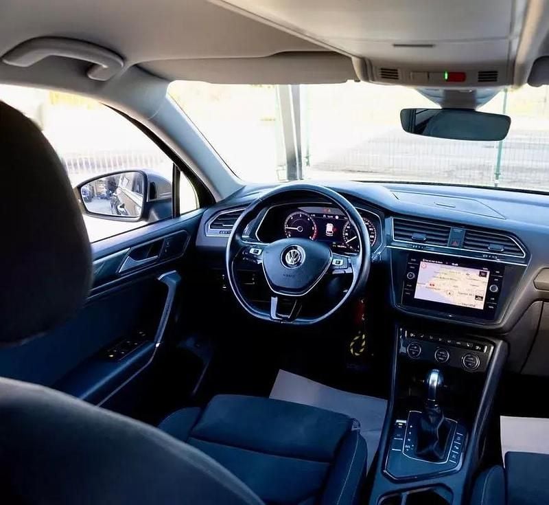 Usado VW Tiguan Allspace 150 HP (110 kW) 2018 Preto SUV
