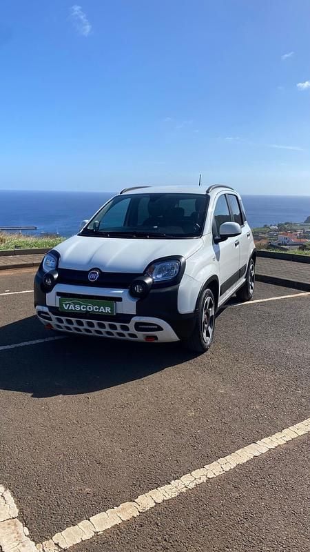 Usado Fiat Panda Cross Cross 70 HP (51 kW) 2024 Branco Citadino