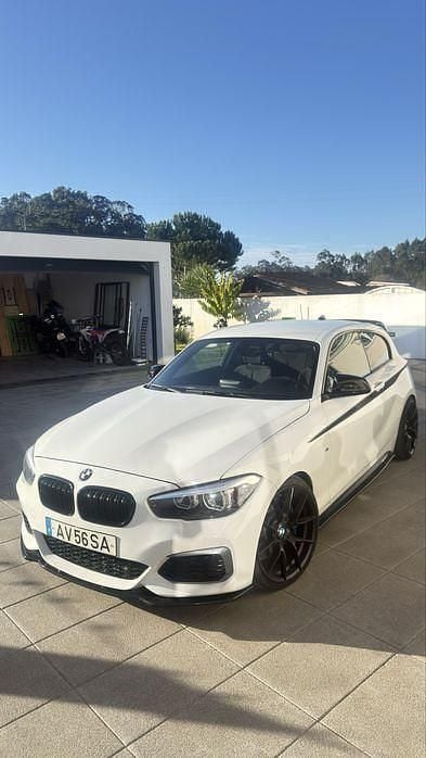 Usado 2018 BMW M140 M Sport Citadino | € 43.500 - Imagem 1/4