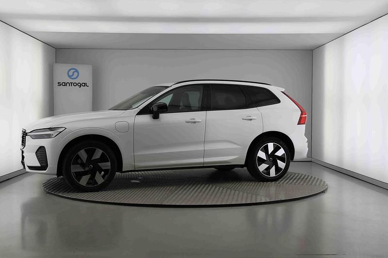 Usado Volvo XC60 Plus 350 HP (257 kW) 2024 Branco SUV
