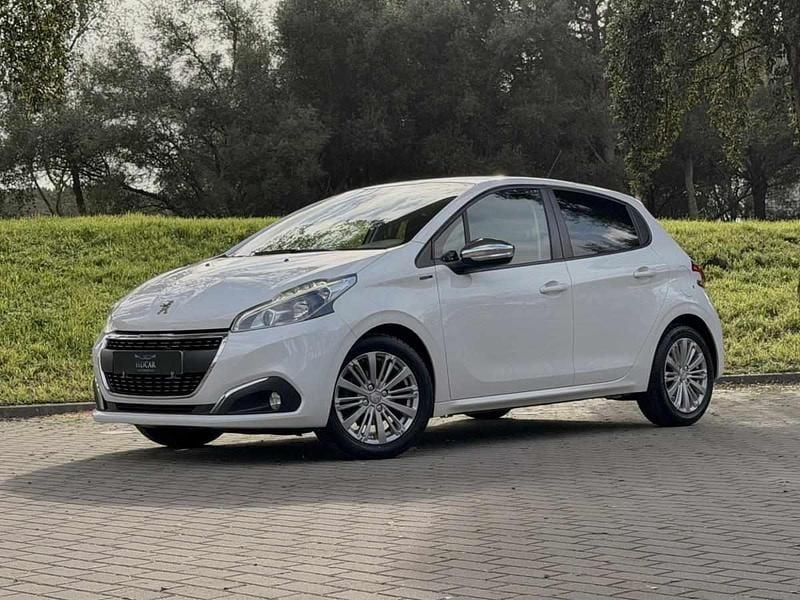 Usado Peugeot 208 102 HP (75 kW) 2019 Branco Citadino