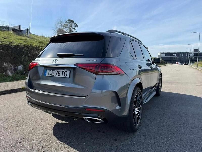 Usado Mercedes GLE350 320 HP (235 kW) 2022 Cinzento