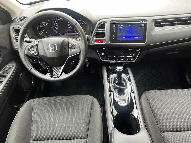 Usado Honda HR-V Elegance 130 HP (95 kW) 2016 Cinzento SUV