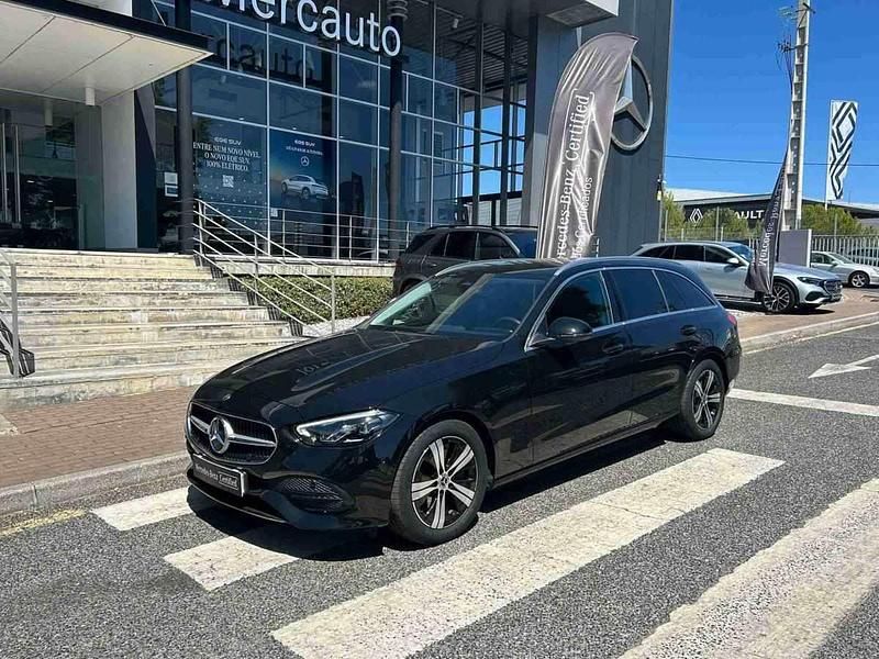 Preto Usado 2024 Mercedes 220 | € 48.900 (Preço justo) - Imagem 1/4