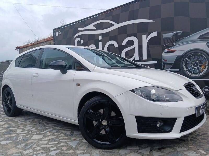 Branco Usado 2010 Seat Leon FR | € 11.999 (Preço justo) - Imagem 1/4