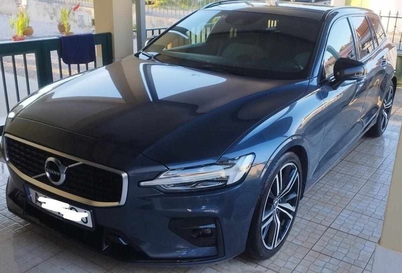 Azul Usado 2020 Volvo V60 R-Design Carrinha | € 18.000 (Bom preço) - Imagem 1/4