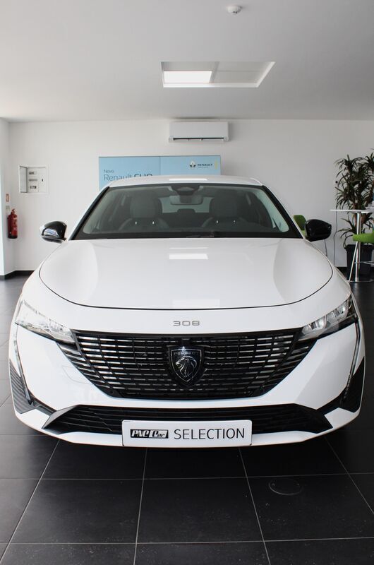 Branco Usado 2023 Peugeot 308 Active Carrinha | € 26.490 (Preço justo) - Imagem 1/4