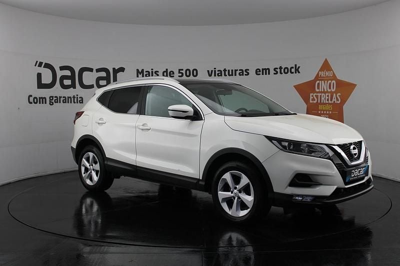 Branco Usado 2018 Nissan Qashqai N-Connecta SUV | € 17.499 (Bom preço) - Imagem 1/4
