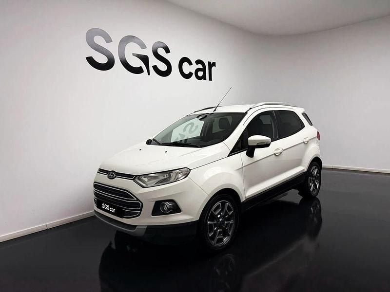 Branco Usado 2016 Ford Ecosport Titanium SUV | € 11.200 - Imagem 1/4