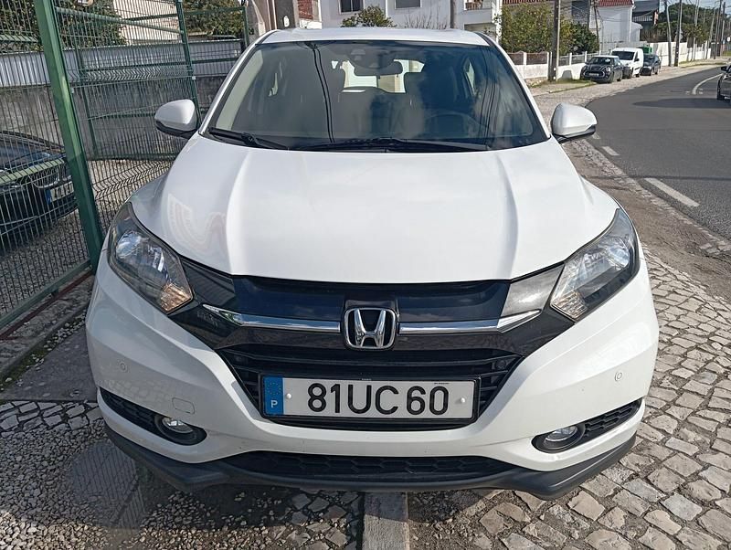 Usado Honda HR-V Elegance 120 HP (88 kW) 2018 Branco SUV