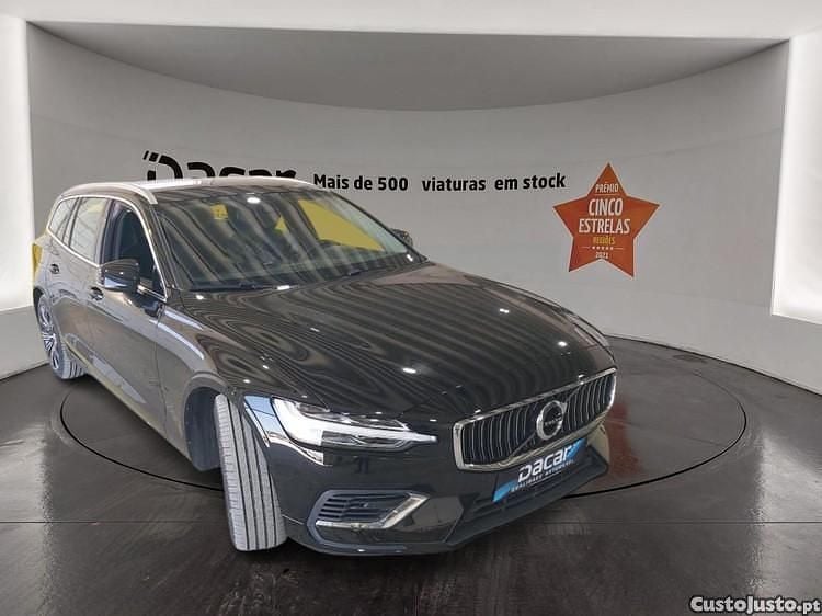 Preto Usado 2021 Volvo V60 Inscription Carrinha | € 26.899 (Preço justo) - Imagem 1/1