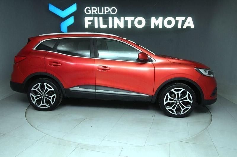 Usado Renault Kadjar Intens 140 HP (102 kW) 2019 Vermelho SUV