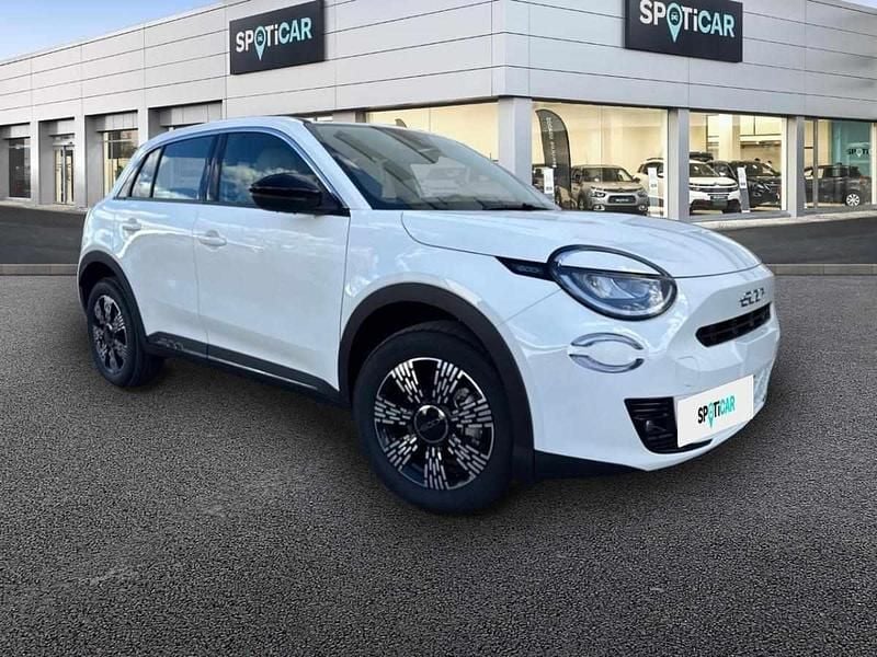 Novo Fiat 600 110 HP (80 kW) 2025 Branco SUV