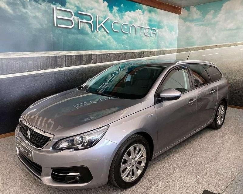 Cinzento Usado 2019 Peugeot 308 SW Carrinha | € 12.900 (Preço justo) - Imagem 1/4