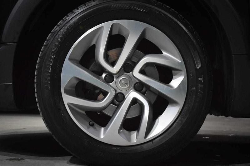 Usado Opel Crossland X 82 HP (60 kW) 2017 Preto SUV