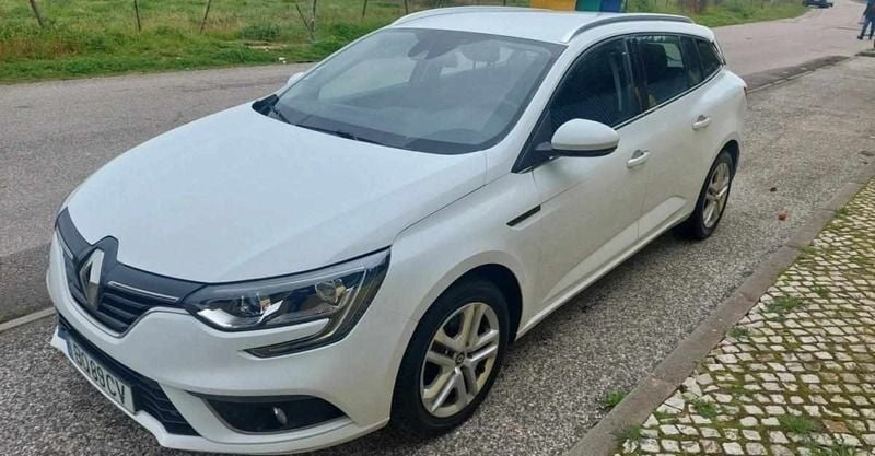 Branco Usado 2019 Renault Mégane IV Carrinha | € 12.000 (Bom preço) - Imagem 1/4