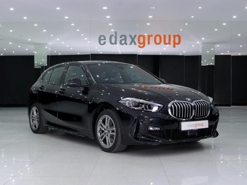 Preto Usado 2021 BMW 116 Comfort Edition Citadino | € 17.990 (Bom preço) - Imagem 1/4
