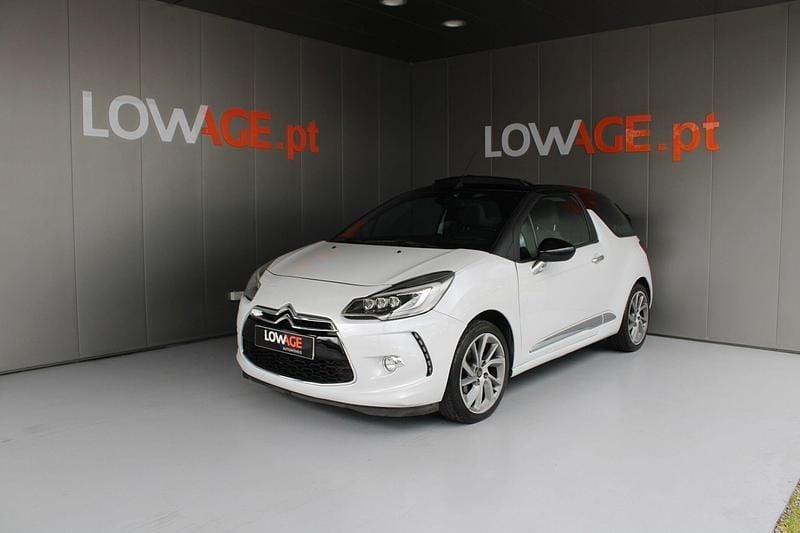 Branco Usado 2014 DS Automobiles DS3 Cabriolet So Chic Cabrios | € 12.500 - Imagem 1/4