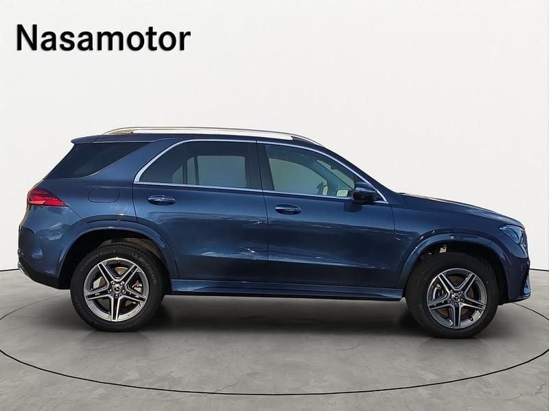 Usado Mercedes GLE300 269 HP (197 kW) 2024 Azul ardózia metalizado SUV