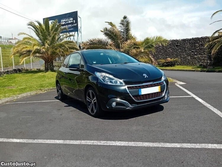 Preto Usado 2016 Peugeot 208 GT-line Citadino | € 13.900 (Preço elevado) - Imagem 1/1