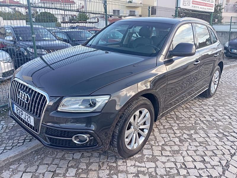 Preto Usado 2015 Audi Q5 SUV | € 18.900 - Imagem 1/4