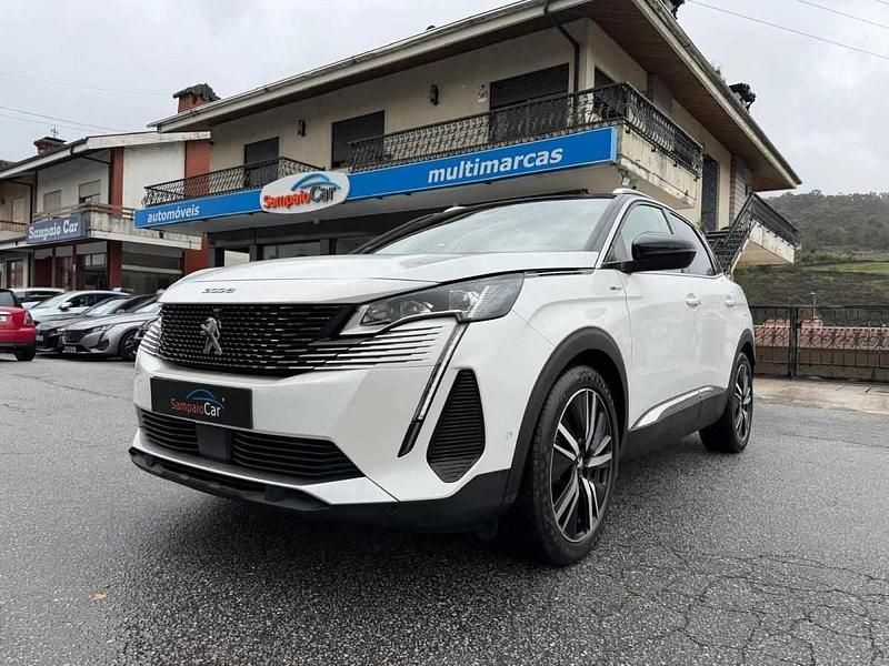 Branco Usado 2022 Peugeot 3008 GT SUV | € 26.990 - Imagem 1/4