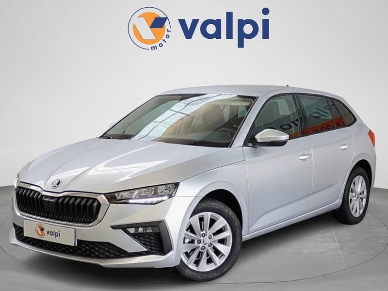 Usado Skoda Scala 116 HP (85 kW) 2024 Cinzento Citadino