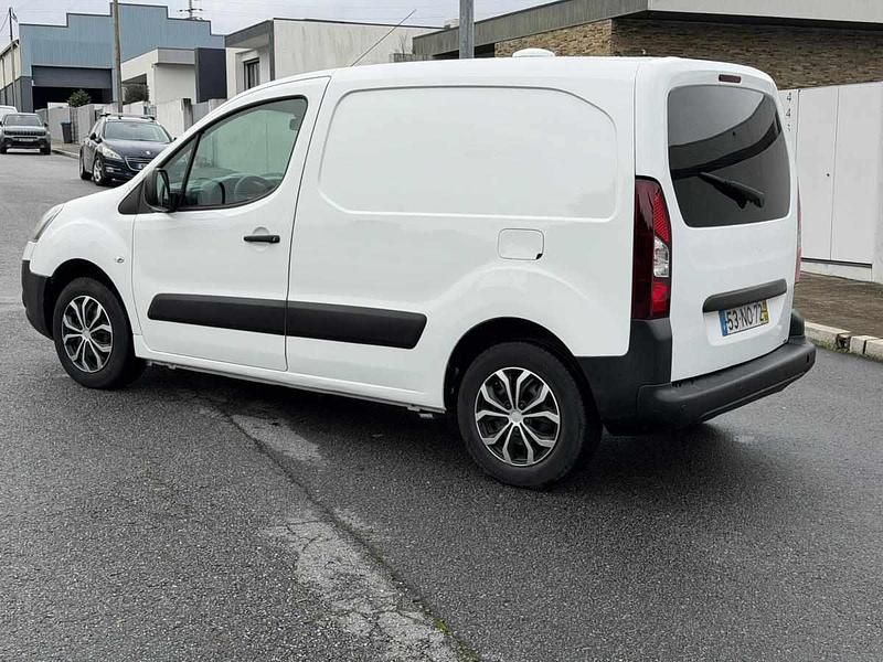 Usado Citroën Berlingo 75 HP (55 kW) 2013 Branco Monovolume