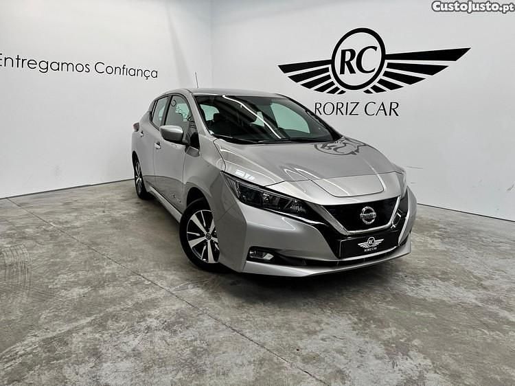 Cinza Usado 2020 Nissan Leaf Tekna Citadino | € 17.490 (Preço elevado) - Imagem 1/1