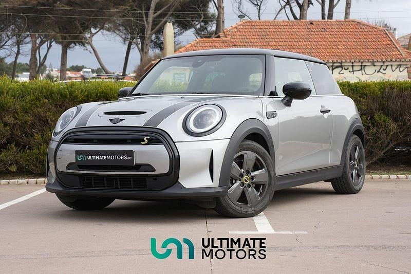 Usado Mini Cooper SE 135 kW (184 HP) 2024 Cinza Citadino