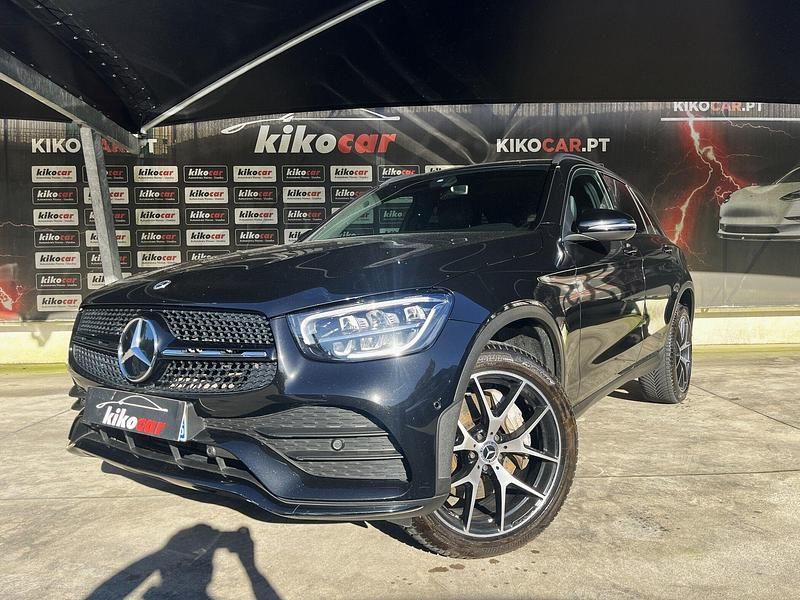 Preto Usado 2022 Mercedes GLC300 AMG line SUV | € 36.900 (Bom preço) - Imagem 1/4