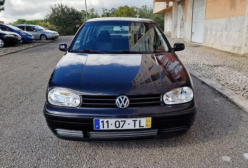 Usado 2002 VW Golf IV Sedan | € 2.850 (Preço justo) - Imagem 1/4