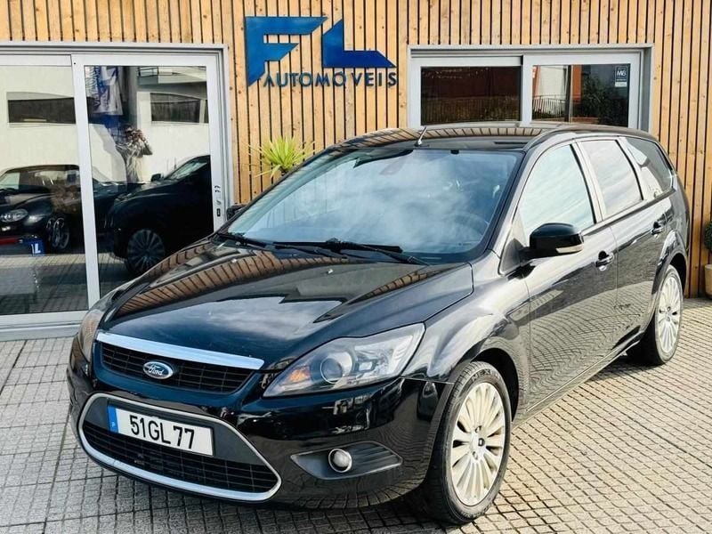 Usado Ford Focus Titanium 109 HP (80 kW) 2008 Preto Carrinha