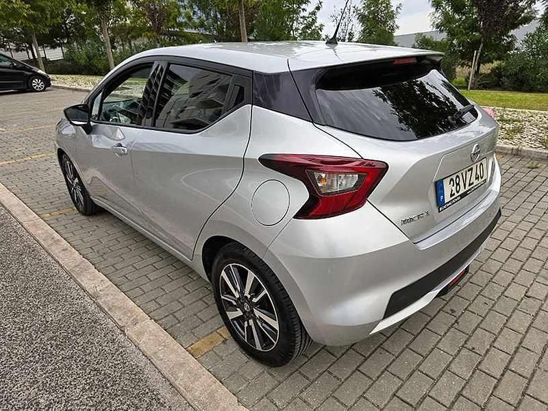 Usado Nissan Micra 101 HP (74 kW) 2019 Cinzento Citadino