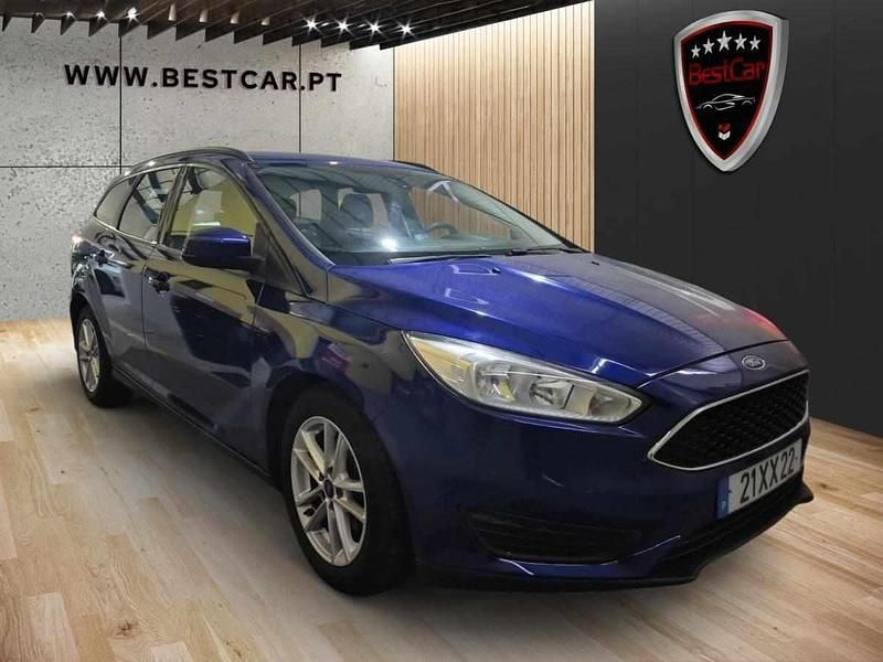 Usado Ford Focus 120 HP (88 kW) 2016 Azul Sedan