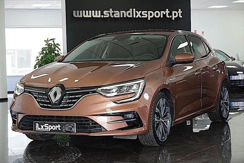 Castanho Usado 2021 Renault Mégane IV Intens Sedan | € 17.990 (Preço justo) - Imagem 1/4