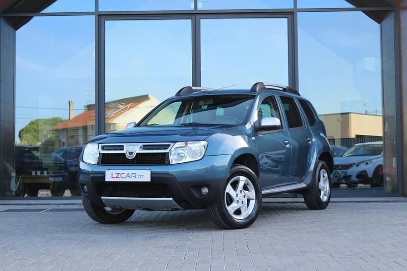 Azul Usado 2011 Dacia Duster SUV | € 10.950 (Caro) - Imagem 1/4