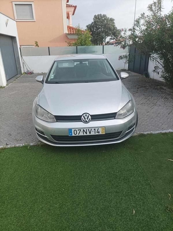 Usado VW Golf VII 105 HP (77 kW) 2013 Cinzento Citadino