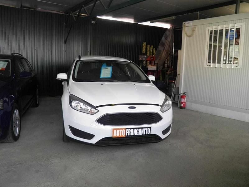 Usado Ford Focus 125 HP (91 kW) 2016 Branco Carrinha