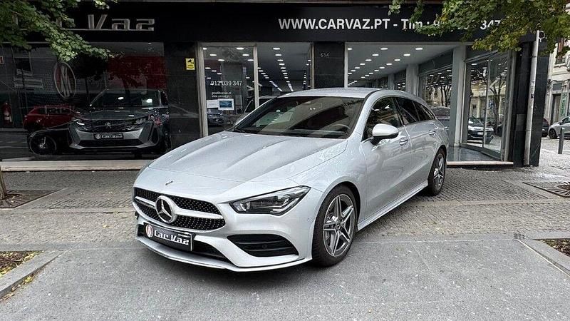 Cinza Usado 2022 Mercedes CLA200 AMG line Carrinha | € 30.950 - Imagem 1/4